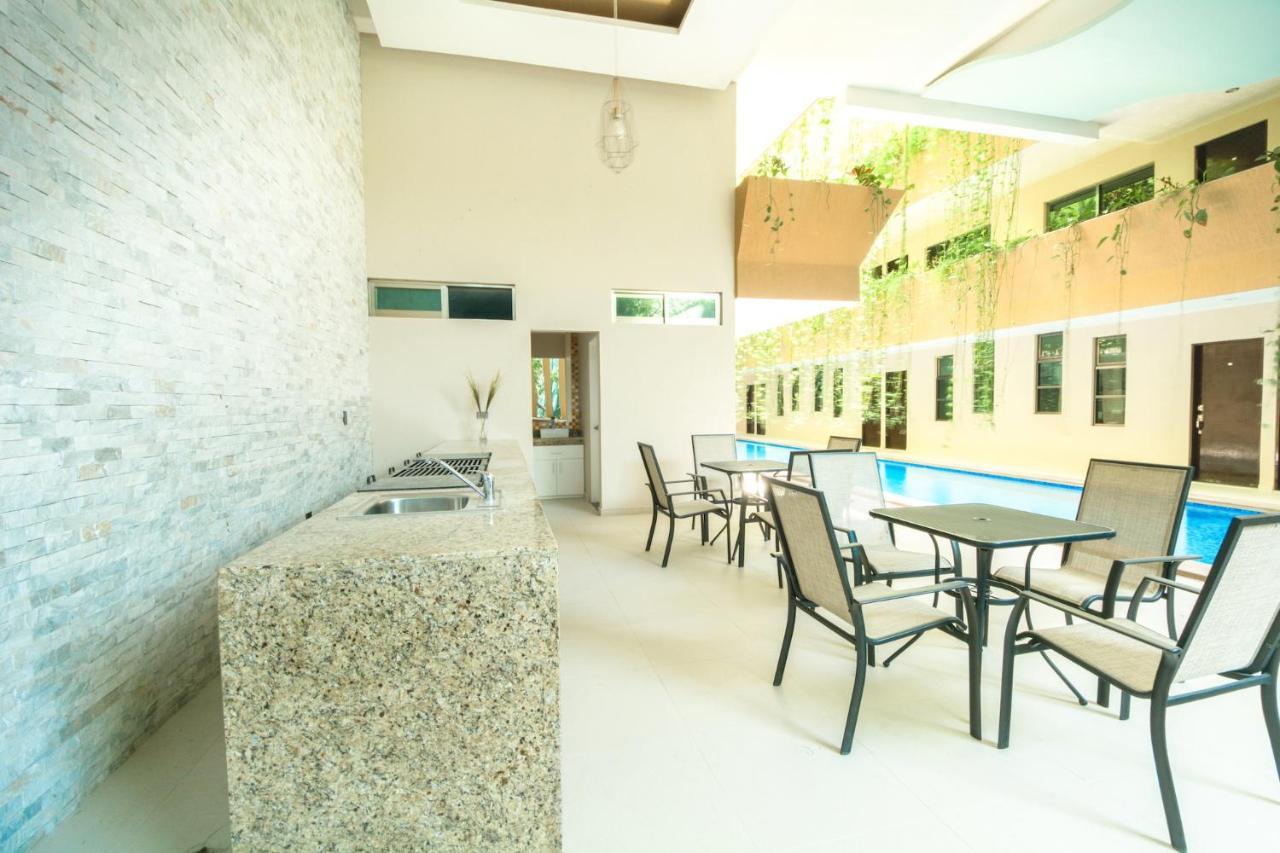 Palmarena Rooms & Residences - Long Stay Comfort With Parking, Sauna, Gym & Pool - Steps From 5Th Avenue Playa del Carmen Exterior foto